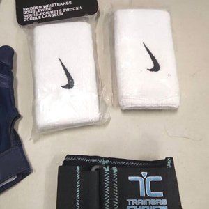 Lot of BASEBALL GEAR Nike Swoosh Wristbands Franklin Blue Hand Glove +++
